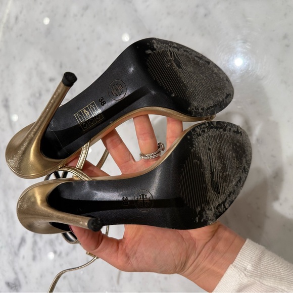 FEMME LA Niche Heeled Sandals in Oro Size 8 - Picture 5 of 6